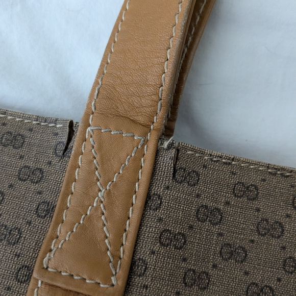 💯 Authentic Gucci Tote - Picture 12 of 16